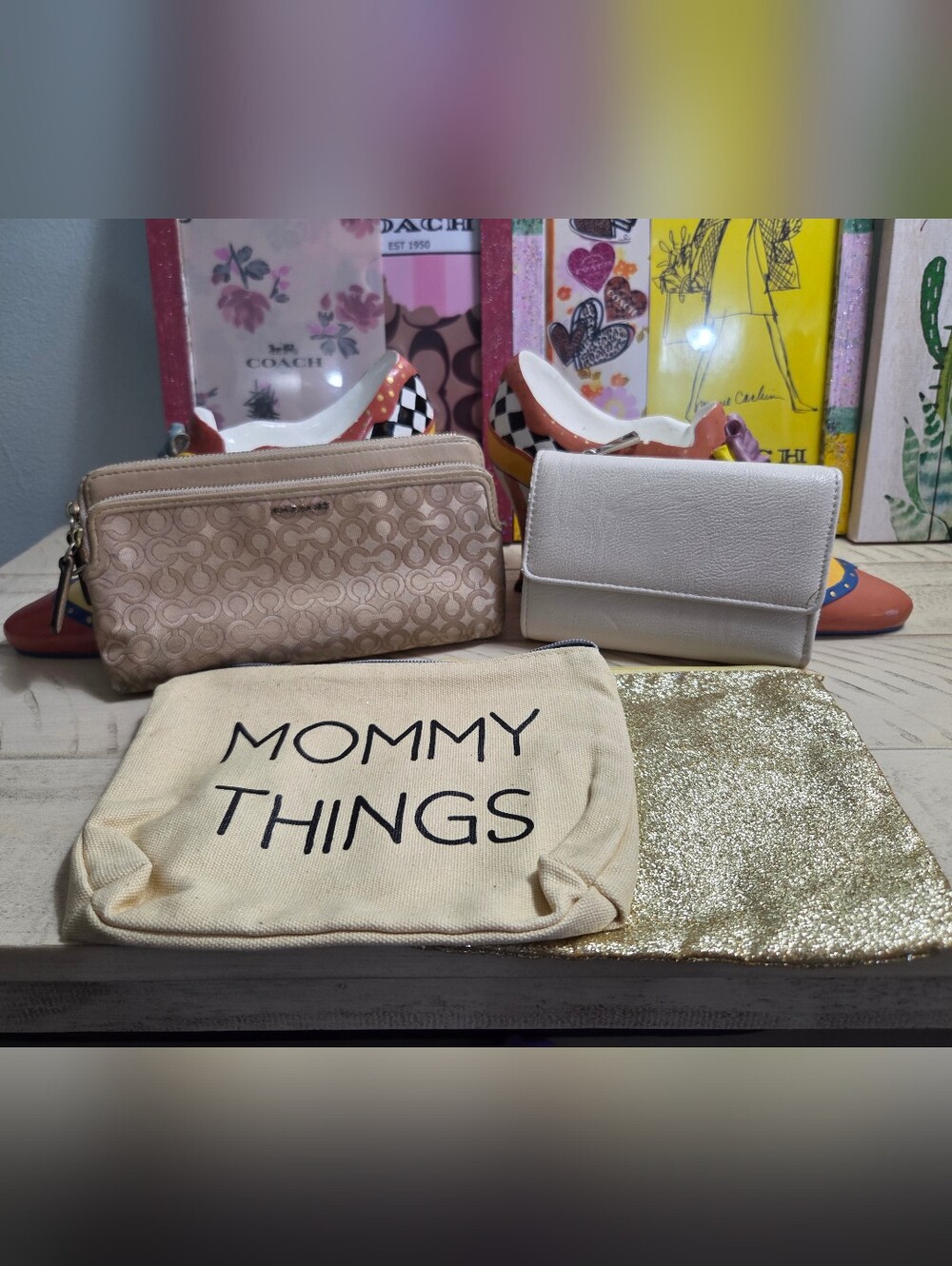 Resellers Bundle- Coach Beige Double Zip Wallet & 2 Cosmetic Bags, & Wallet, EUC
